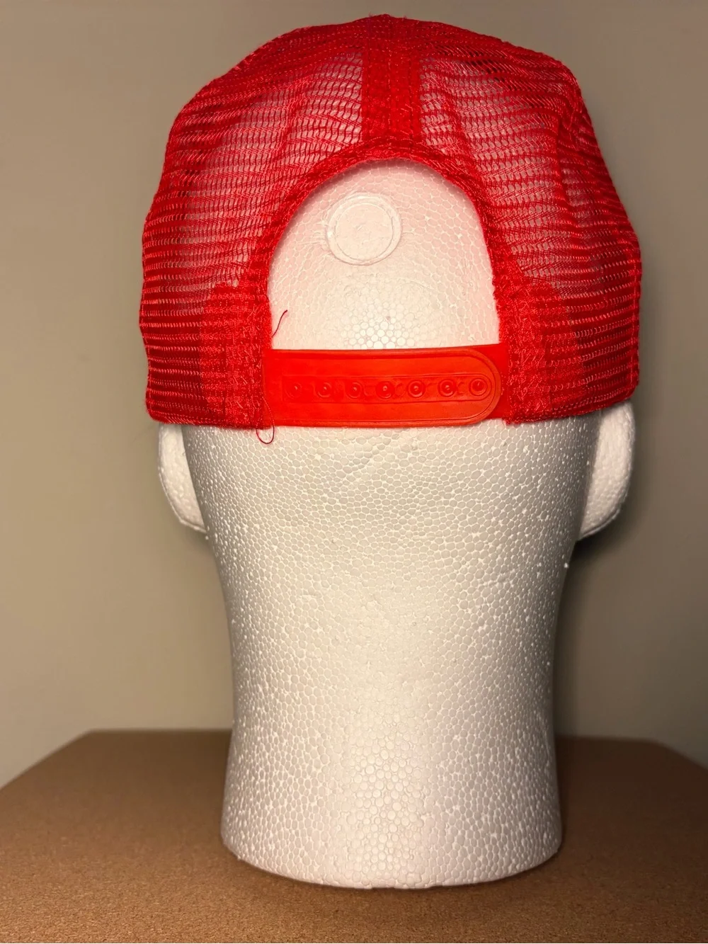 N/A branded red